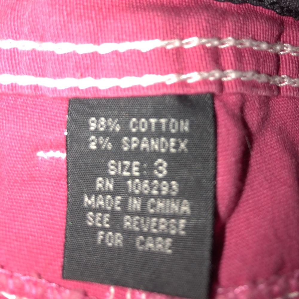 Shorts - Picture 4 of 5